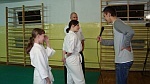 Wika, Angela i Sensei Olek udzielaj wywiadu do telewizji