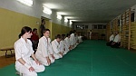 grupa siedzca w seiza
