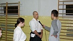 Angela i Sensei Olek udzielaj wywiadu do telewizji Jaworzno