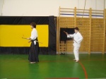 Dawid wiczy z bokkenem